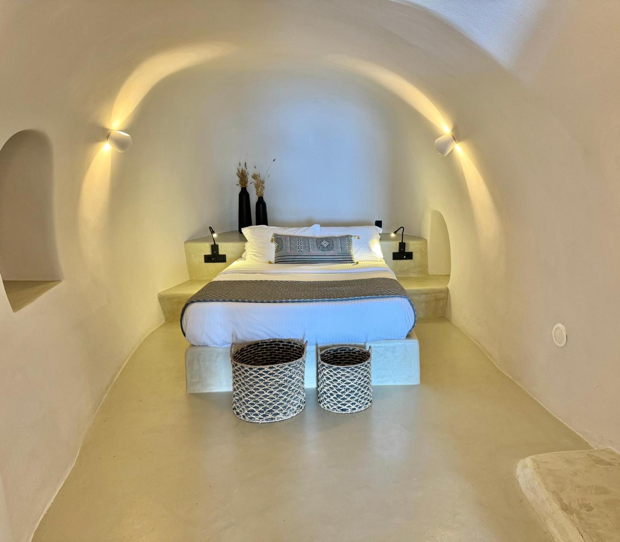 Santoroia Luxury Suites By Caldera Houses Экстерьер фото
