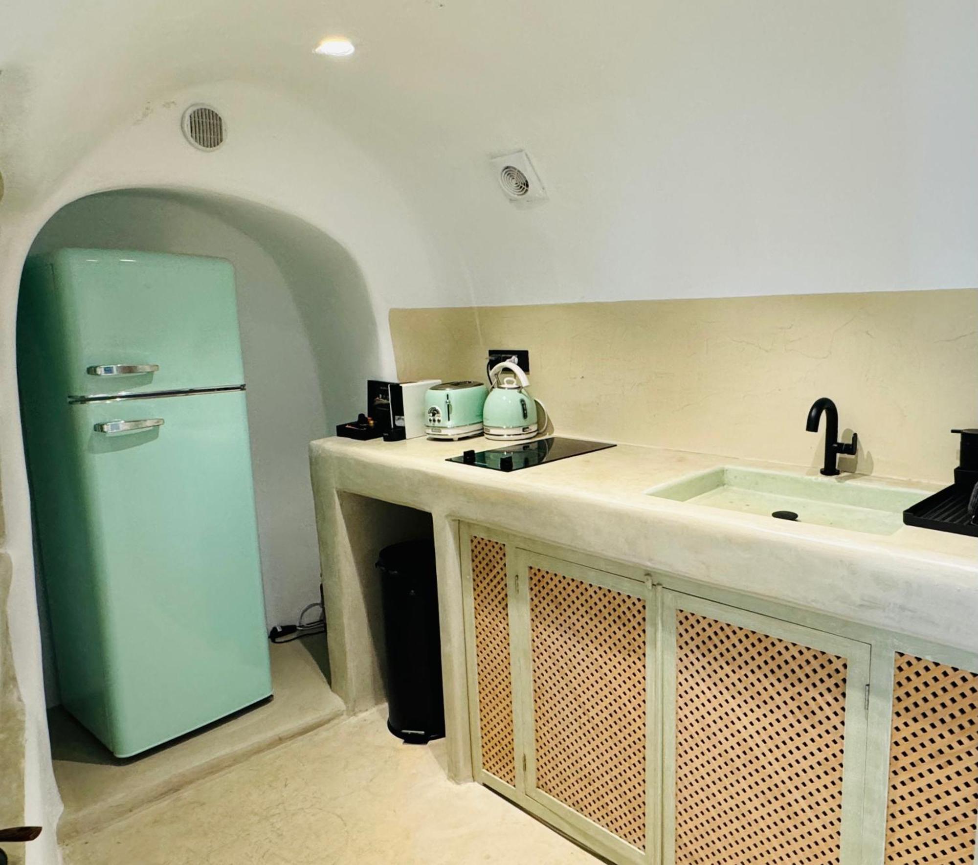 Santoroia Luxury Suites By Caldera Houses Экстерьер фото